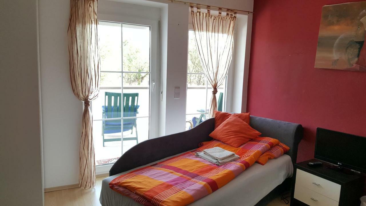Leon'S Silberwald Appartement Strasshof an der Nordbahn Buitenkant foto